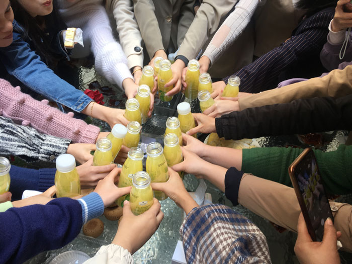 女神節(jié)快樂|有鮮花,有陽光,有愛的薩瑪瑞事業(yè)